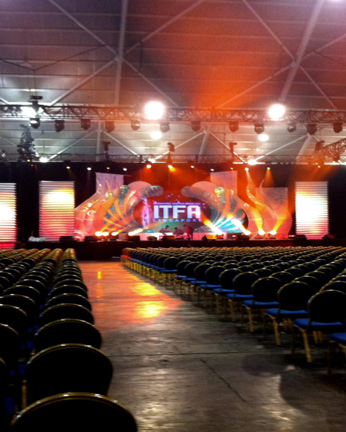 DLP Projection, full DTS