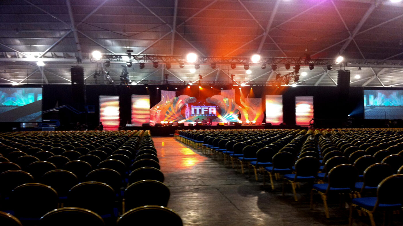 Universal AV LED wall installation