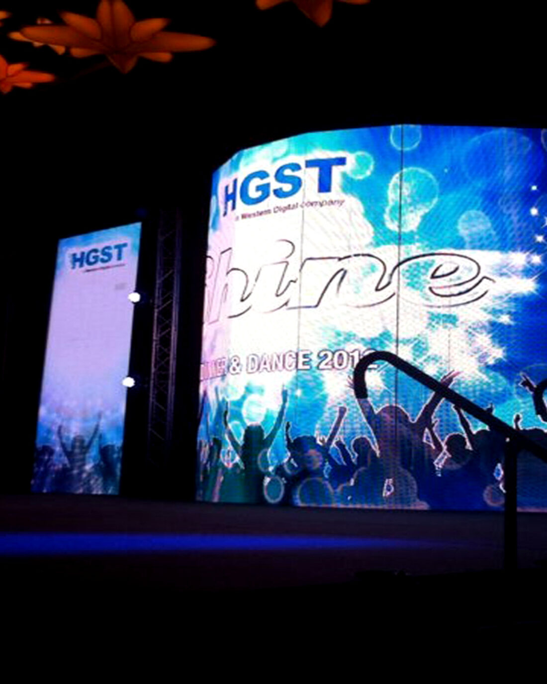 Universal AV production, LED wall · corporate