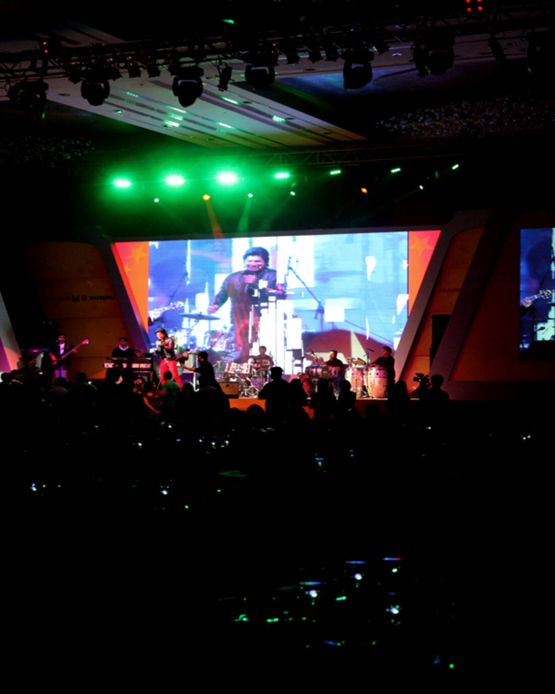 Universal AV production, Concert stage · band